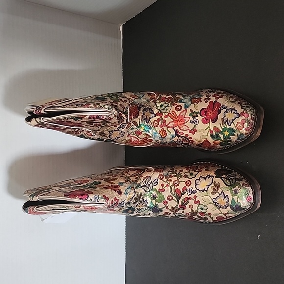 Brand new Cowgirl/boy mid calf western boots - Picture 2 of 6